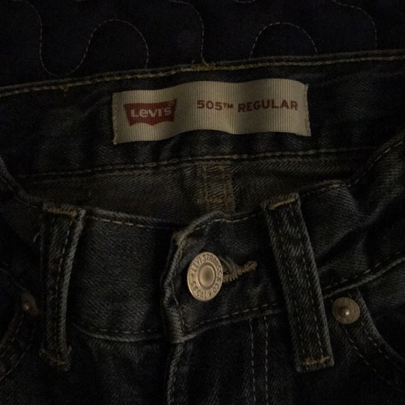 Boys 505 Levis - Picture 2 of 3